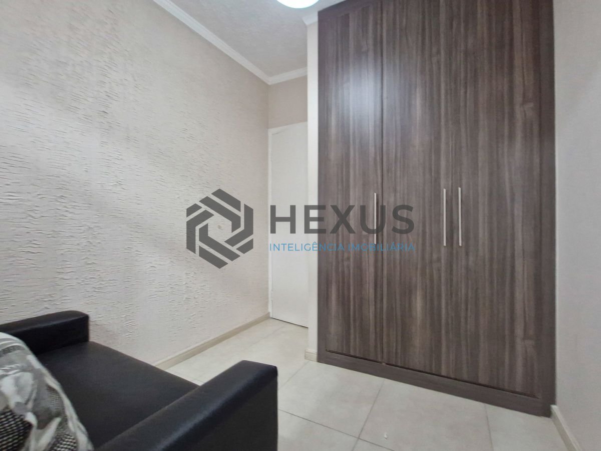 Foto 17 de Apartamento reformado e lazer a 500m da praia na região do Jardim Las Palmas no Jardim Astúrias, Guarujá