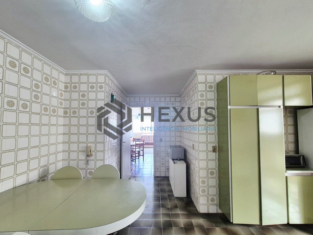 Foto 19 de Apartamento a 1 quadra da praia nas Pitangueiras, Guarujá