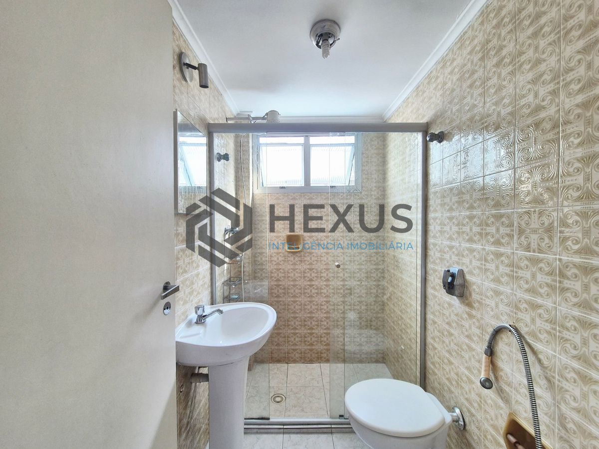 Foto 9 de Apartamento a 1 quadra da praia nas Pitangueiras, Guarujá