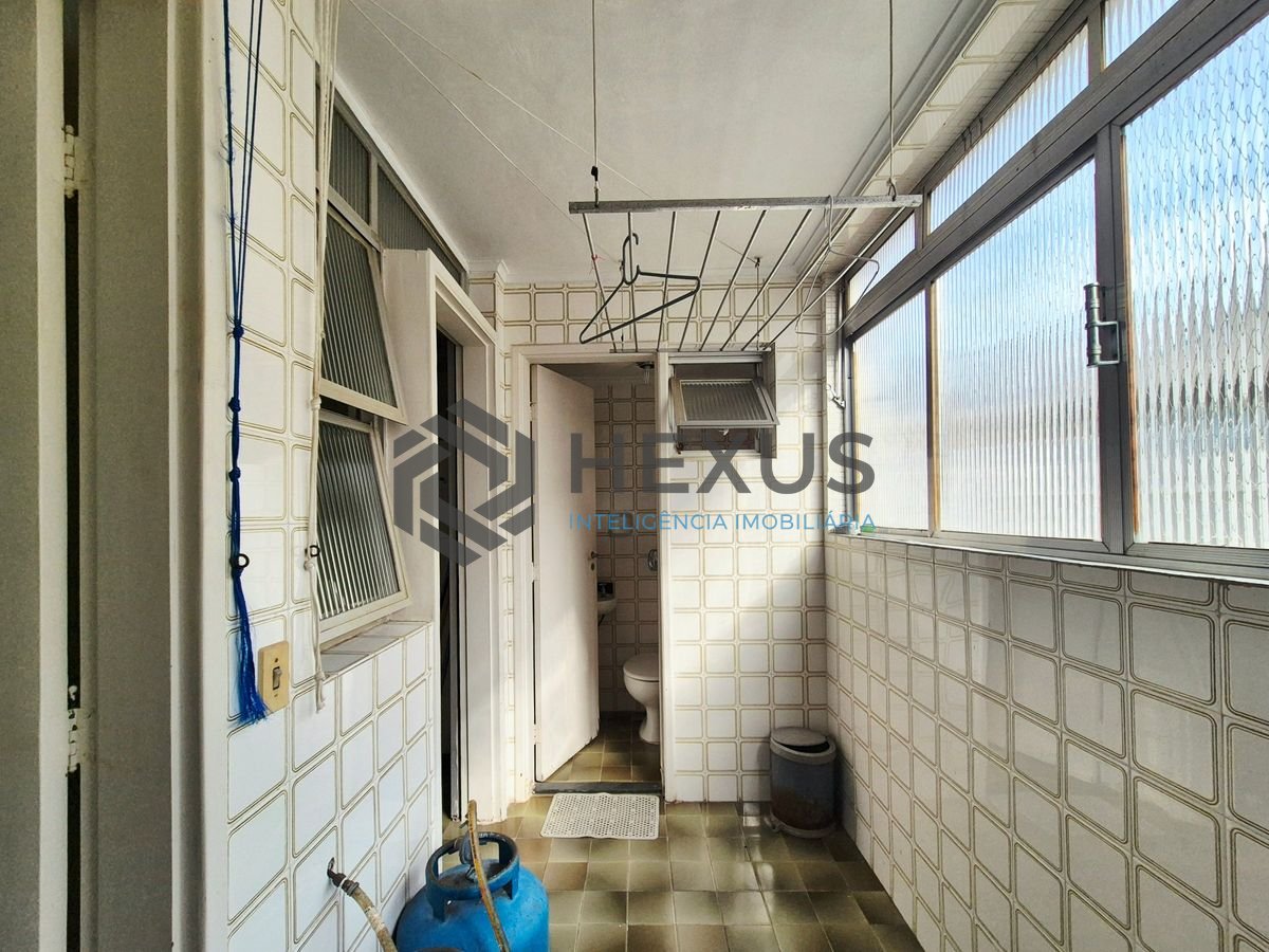Foto 24 de Apartamento a 1 quadra da praia nas Pitangueiras, Guarujá