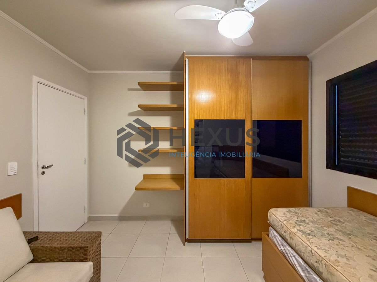 Foto 16 de Apartamento com varanda vista mar e lazer a 150m da praia na região no Jardim Astúrias, Guarujá