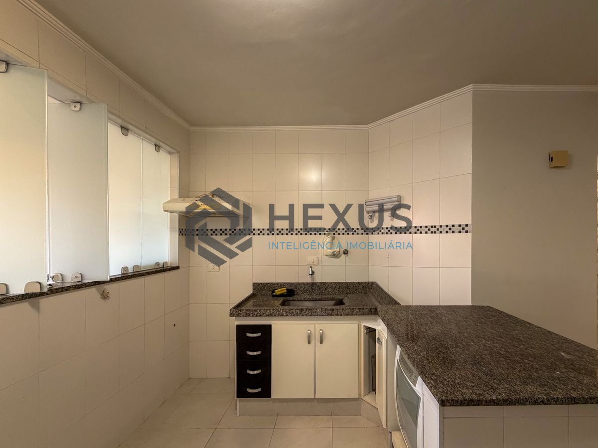 Foto 22 de Apartamento com varanda vista mar e lazer a 150m da praia na região no Jardim Astúrias, Guarujá