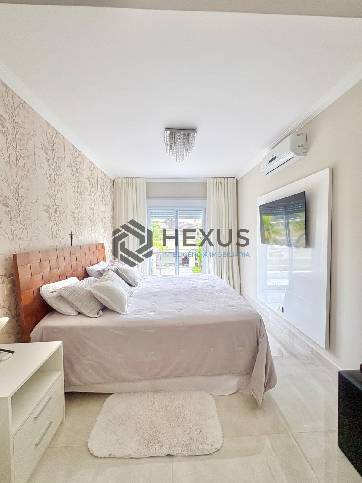 Foto 55 de Casa reformada com piscina e área gourmet no Jardim Acapulco, Guarujá