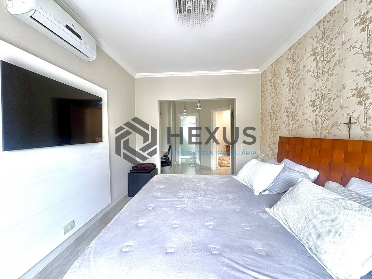 Foto 35 de Casa reformada com piscina e área gourmet no Jardim Acapulco, Guarujá