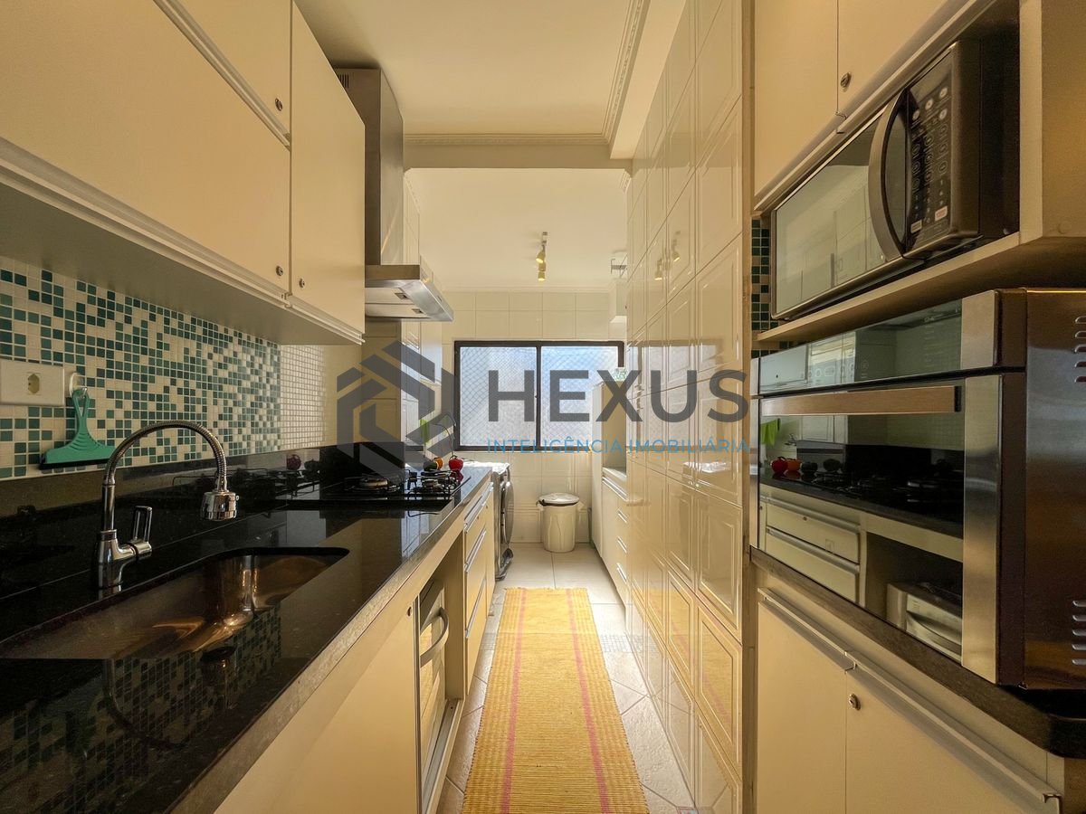 Foto 32 de Apartamento com varanda e lazer na beira mar da Praia da Enseada, Guaruja