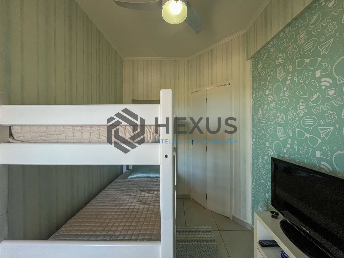 Foto 17 de Apartamento com varanda e lazer na beira mar da Praia da Enseada, Guaruja