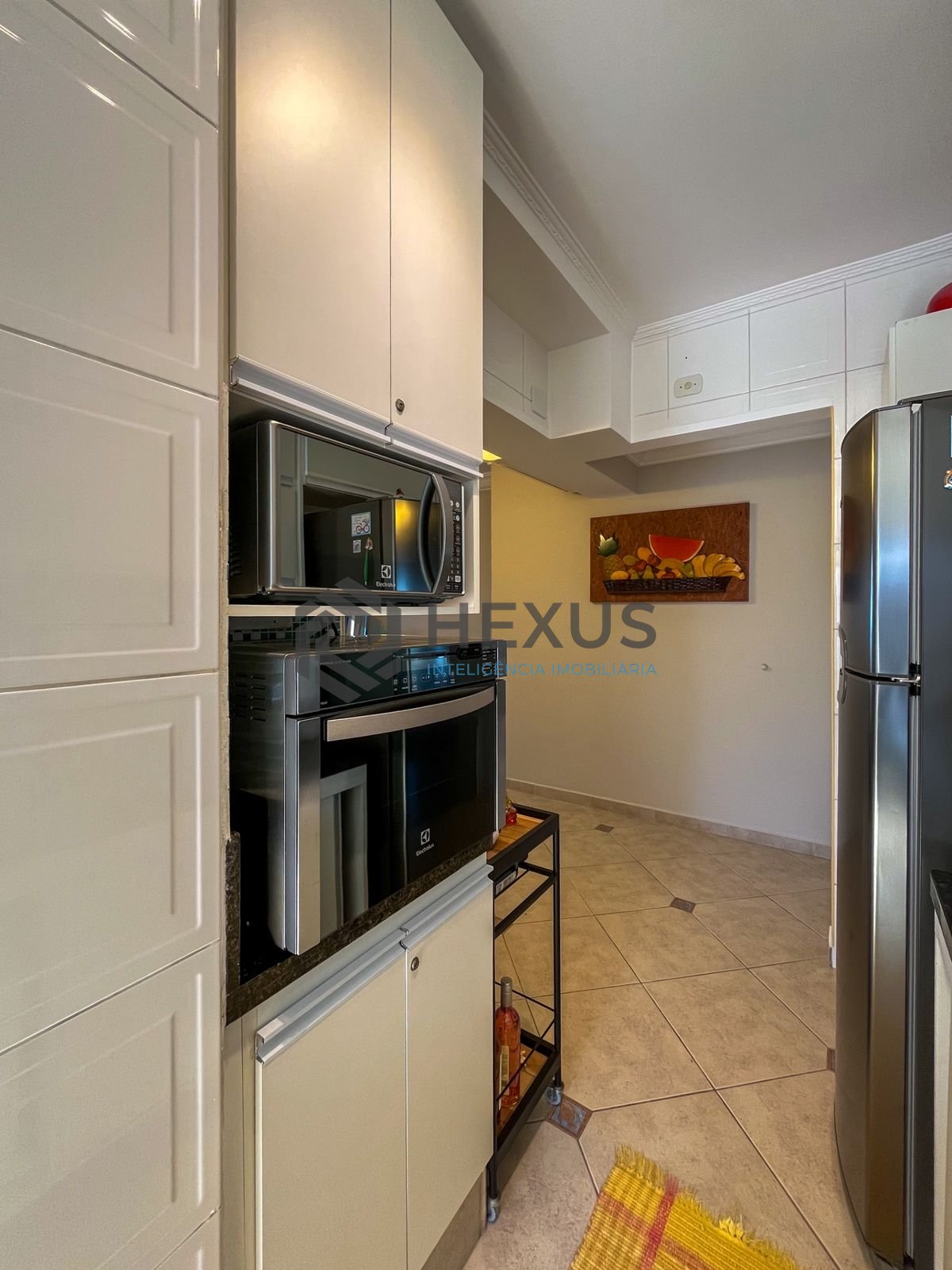 Foto 35 de Apartamento com varanda e lazer na beira mar da Praia da Enseada, Guaruja