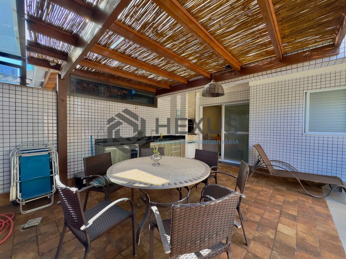 Foto 4 de Apartamento reformado com varanda gourmet e lazer na beira mar no Tombo, Guarujá