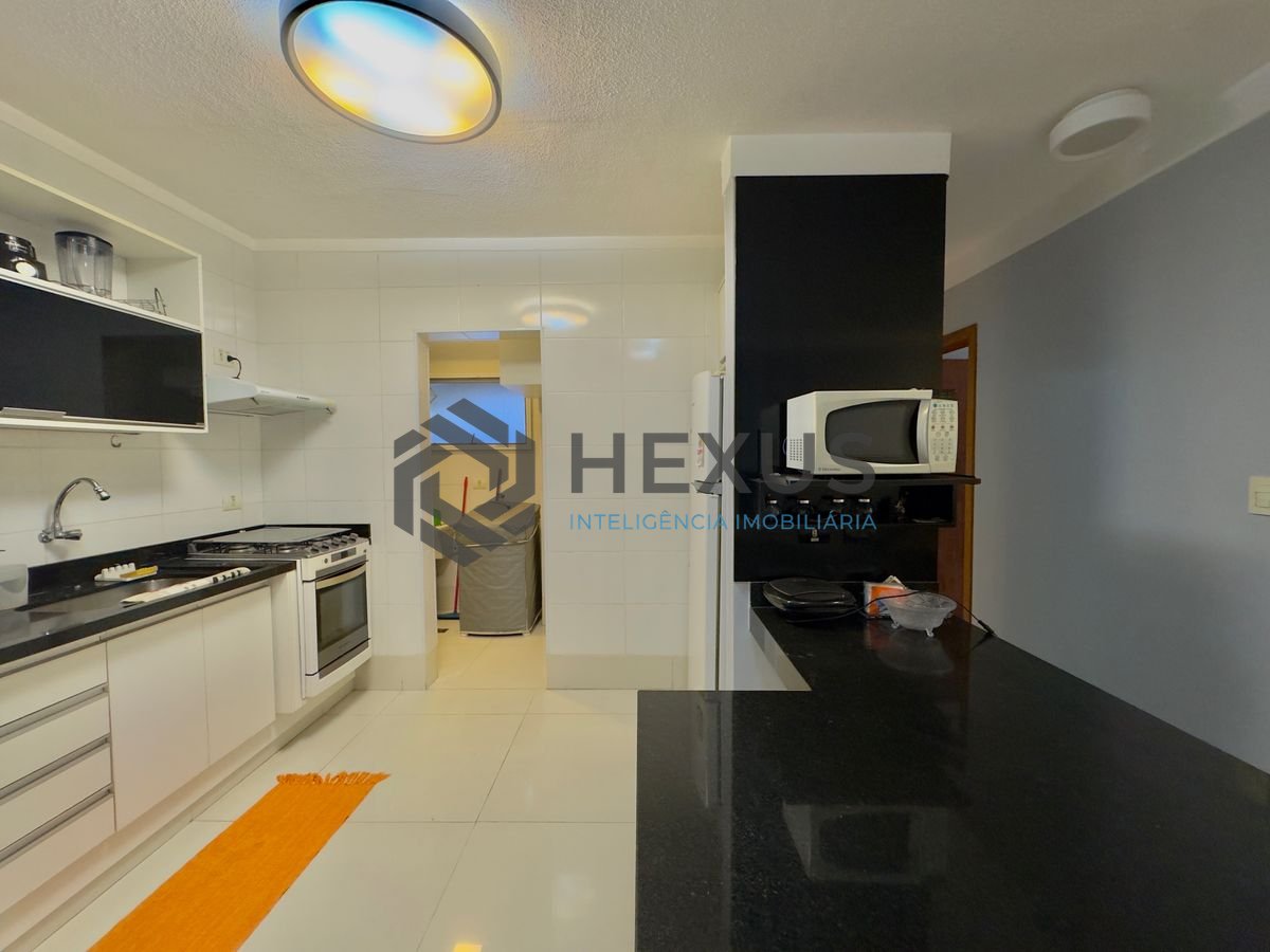 Foto 15 de Apartamento reformado com varanda gourmet e lazer na beira mar no Tombo, Guarujá