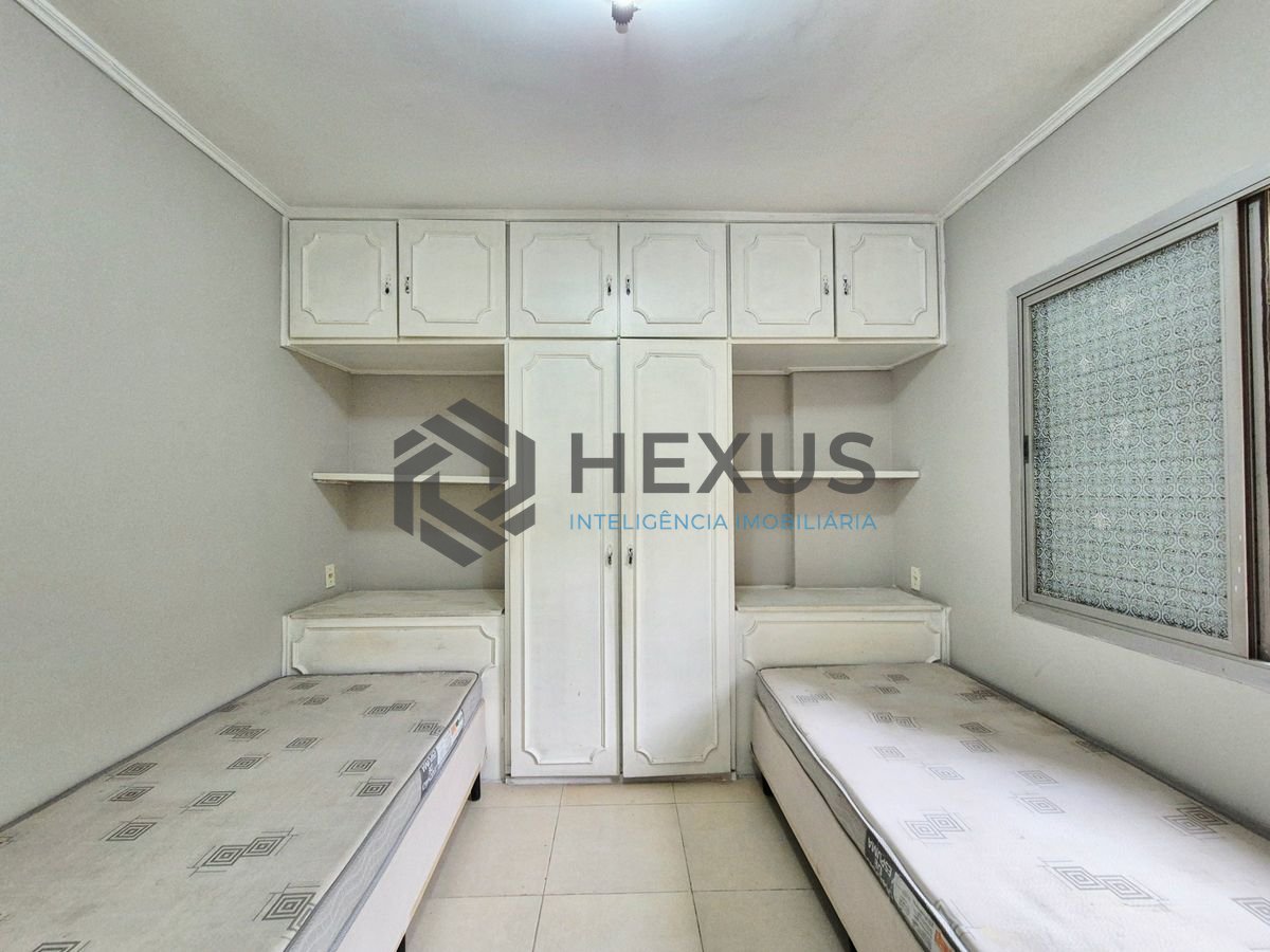 Foto 7 de Apartamento com varanda nas Pitangueiras, Guarujá