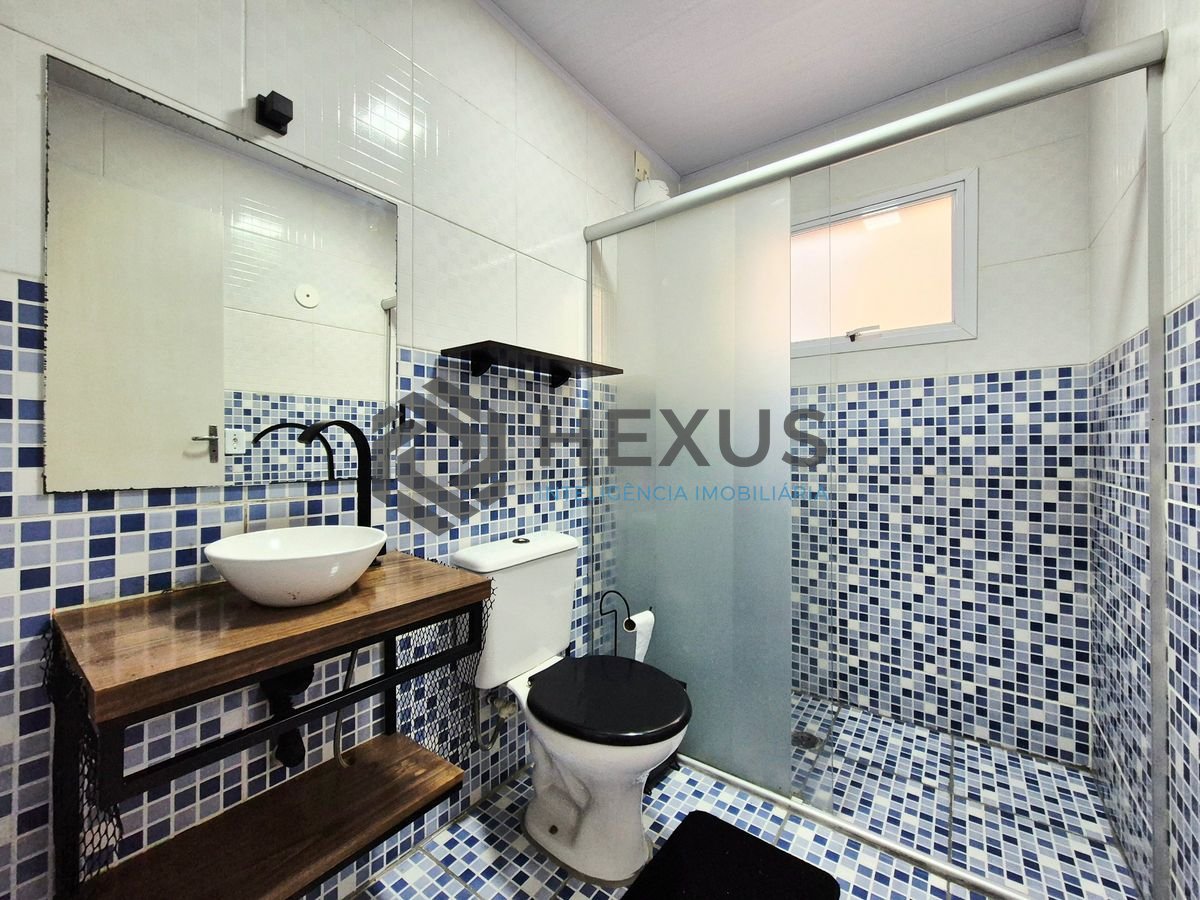 Foto 5 de Apartamento com varanda nas Pitangueiras, Guarujá