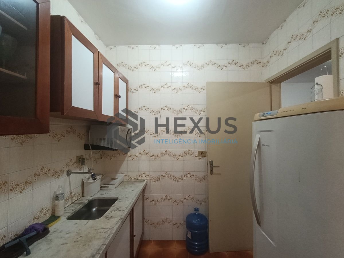 Foto 16 de Apartamento a 500m da praia na Enseada, Guarujá