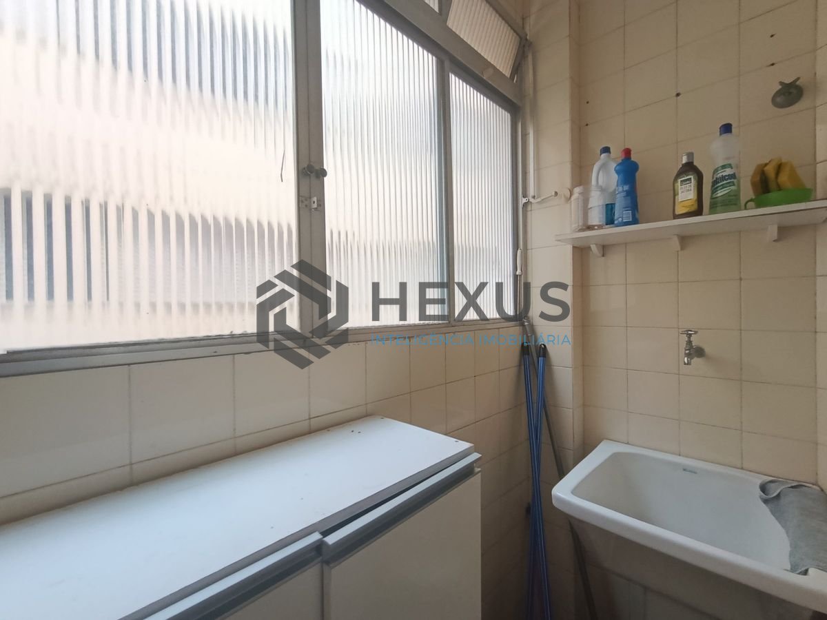 Foto 18 de Apartamento a 500m da praia na Enseada, Guarujá