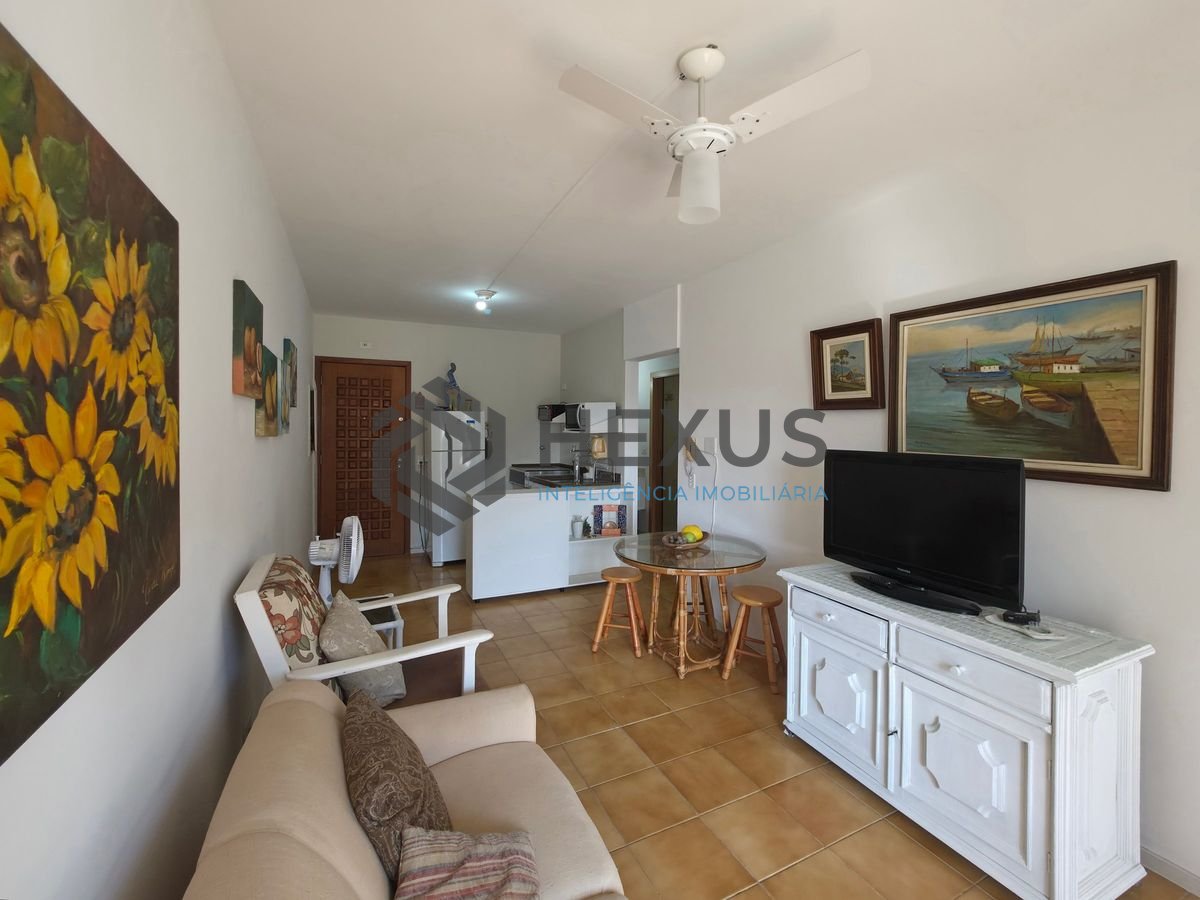 Foto 6 de Apartamento com varanda e lazer a 2 quadras da praia nas Pitangueiras, Guarujá