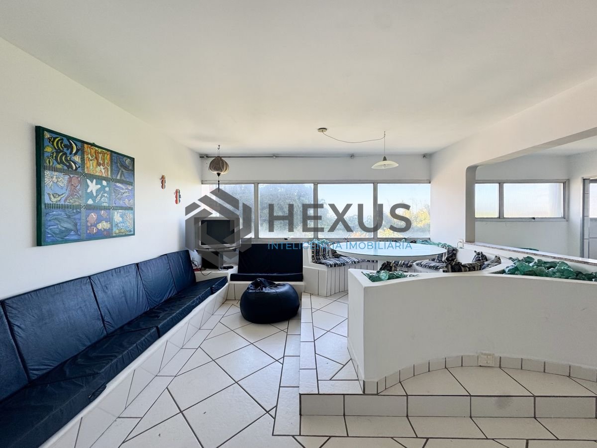 Foto 3 de Apartamento a 160m da praia na região da Vila Alzira no Jardim Astúrias, Guarujá