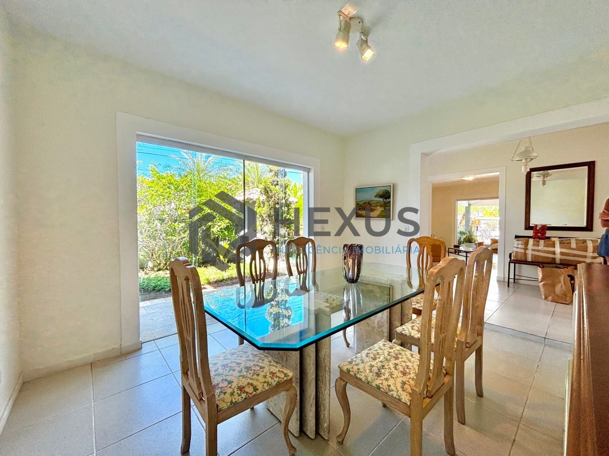 Foto 10 de Casa reformada com piscina e área gourmet no Jardim Acapulco, Guarujá