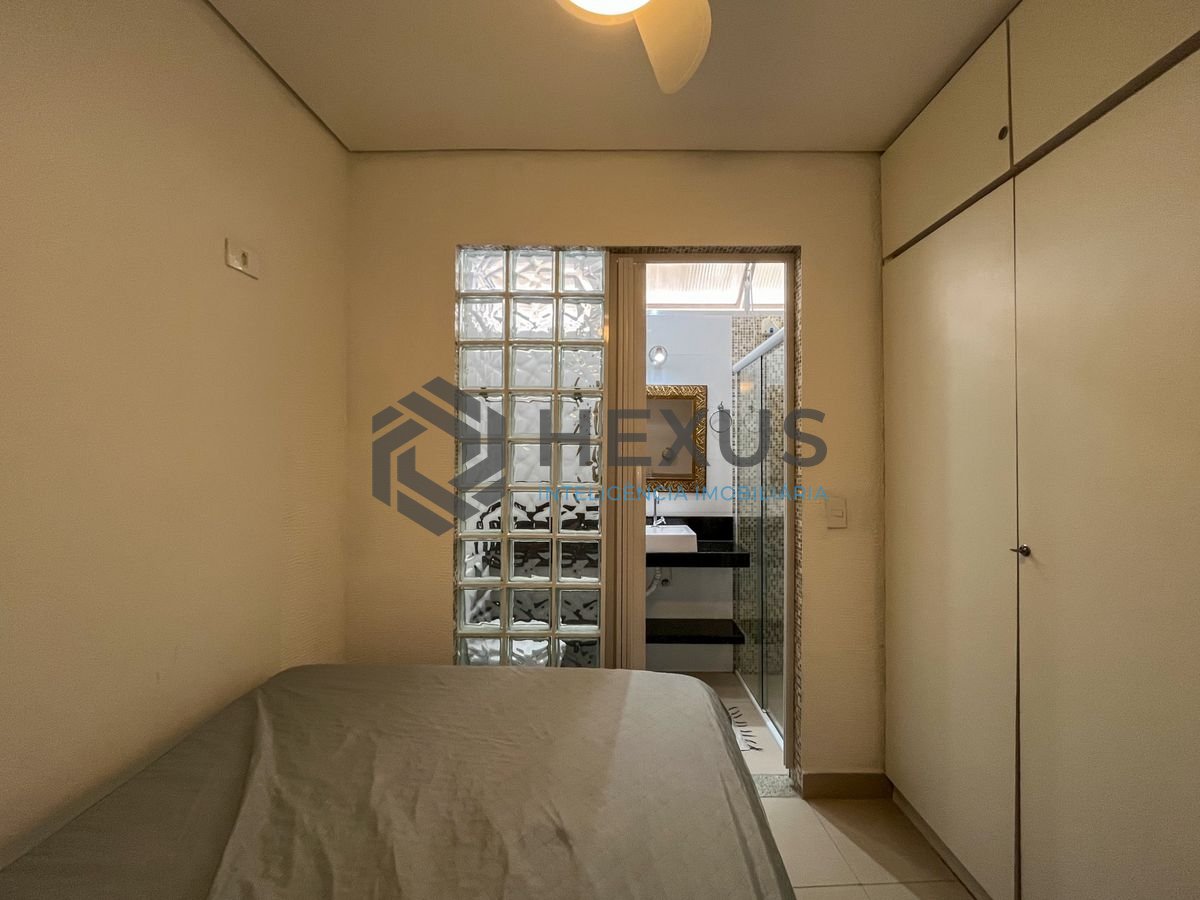 Foto 20 de Apartamento com varanda vista mar e lazer a 1 quadra da praia nas Pitangueiras, Guarujá
