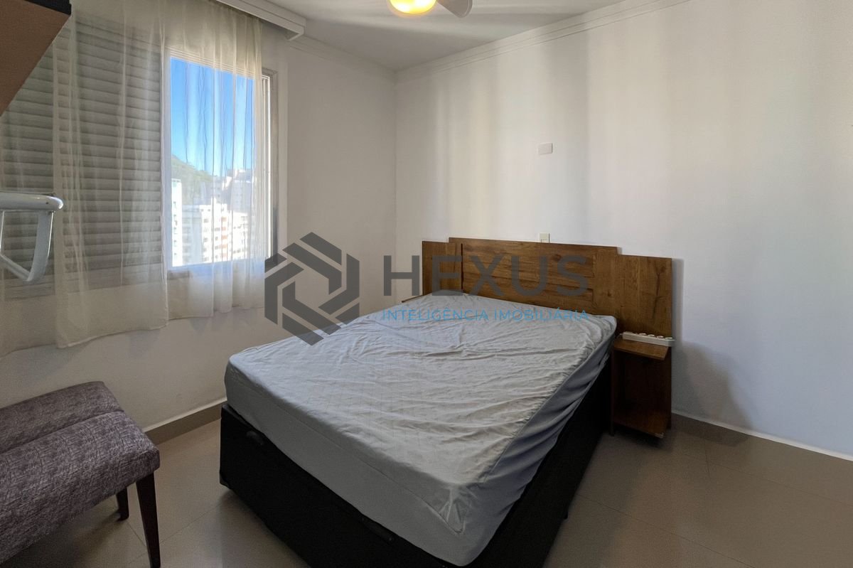 Foto 15 de Apartamento com varanda vista mar e lazer a 1 quadra da praia nas Pitangueiras, Guarujá