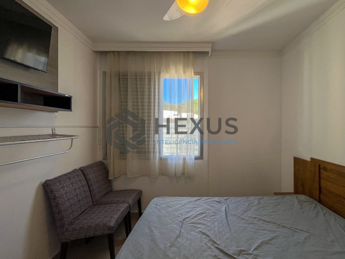 Foto 17 de Apartamento com varanda vista mar e lazer a 1 quadra da praia nas Pitangueiras, Guarujá