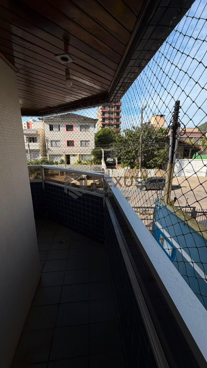 Foto 11 de Apartamento com varanda na região da Vila Júlia na Enseada, Guarujá