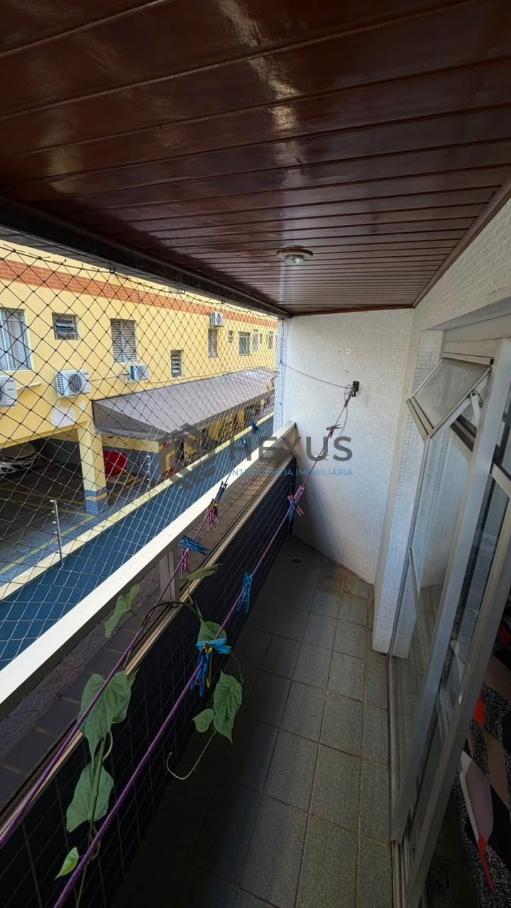 Foto 17 de Apartamento com varanda na região da Vila Júlia na Enseada, Guarujá