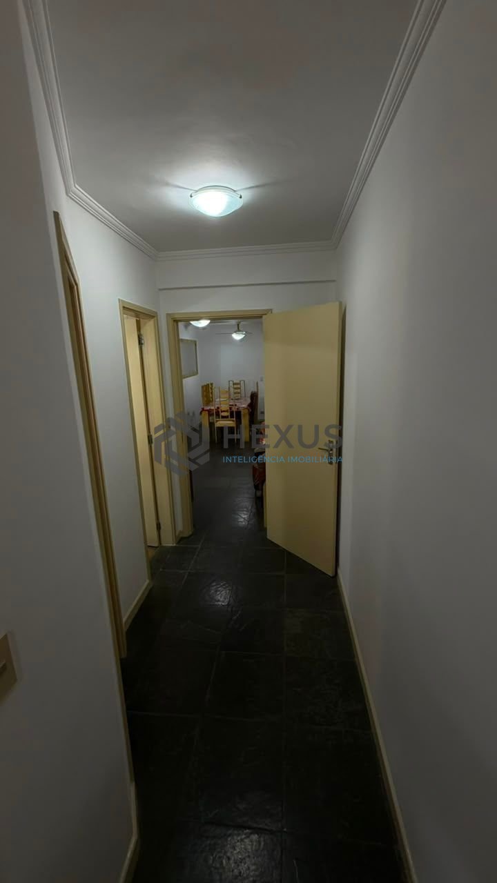 Foto 14 de Apartamento com varanda na região da Vila Júlia na Enseada, Guarujá