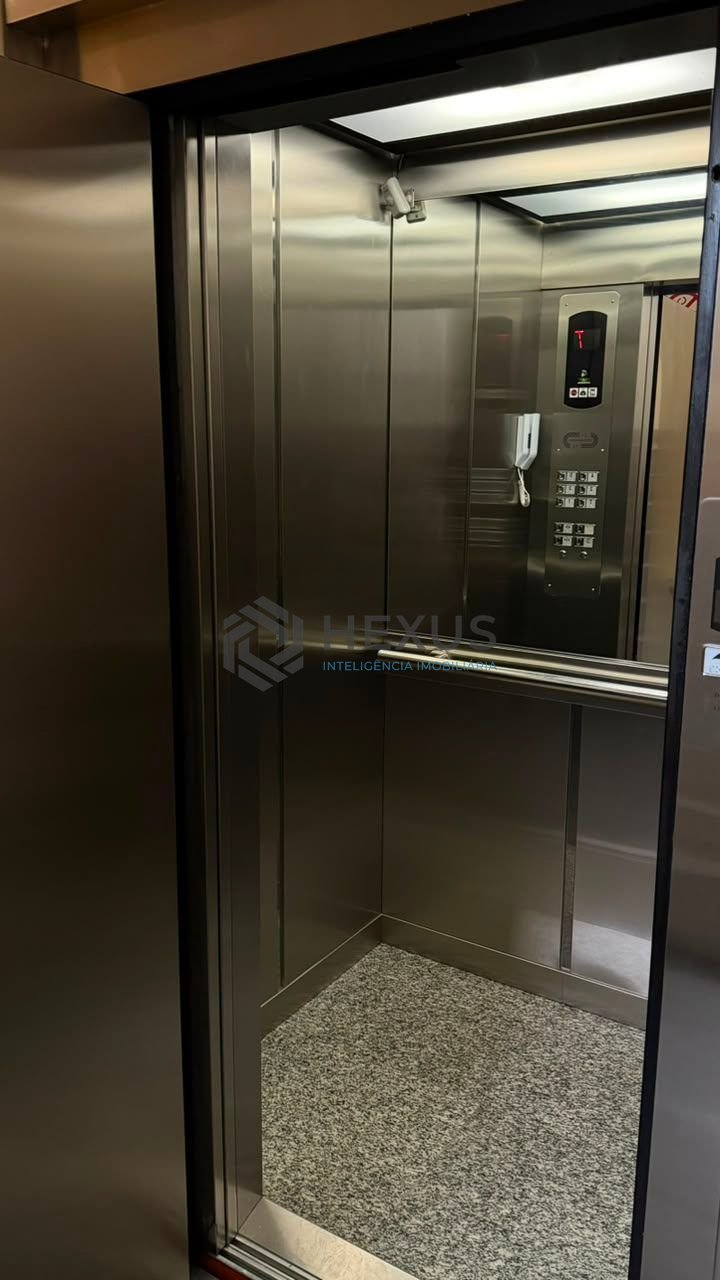 Foto 30 de Apartamento com varanda na região da Vila Júlia na Enseada, Guarujá