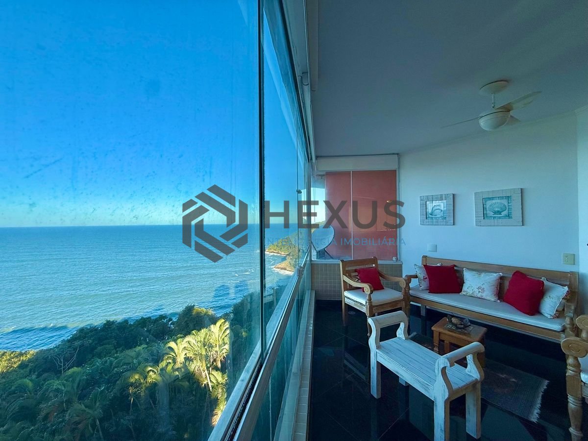 Foto 13 de Apartamento reformado com varanda vista mar e lazer na beira mar no Morro Sorocotuba na Enseada, Guarujá