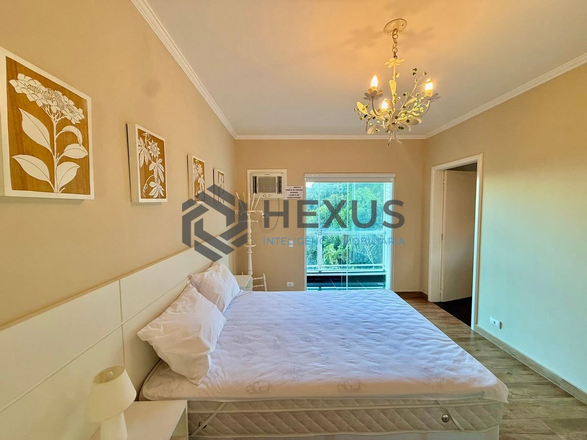 Foto 30 de Apartamento reformado com varanda vista mar e lazer na beira mar no Morro Sorocotuba na Enseada, Guarujá