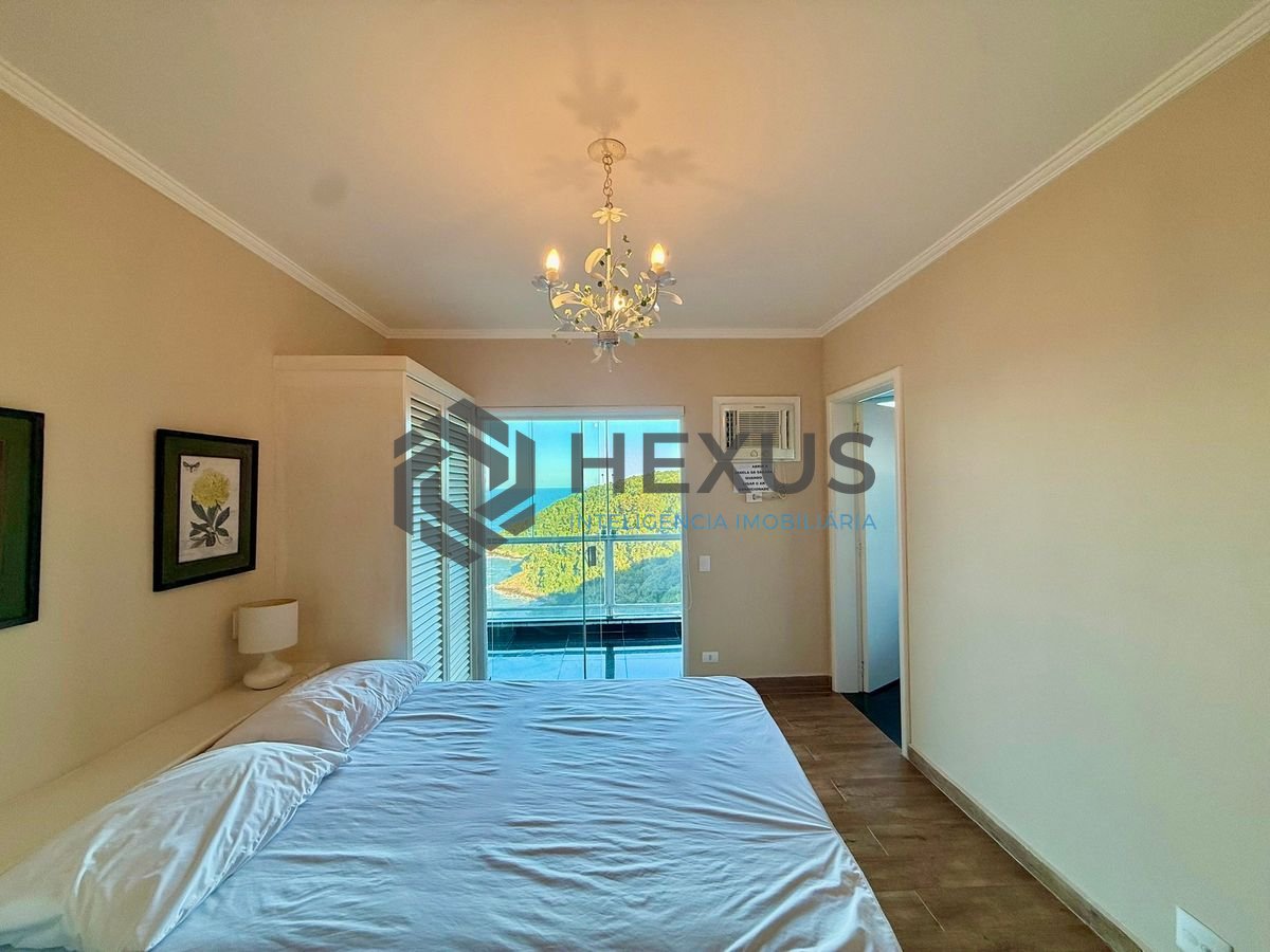 Foto 25 de Apartamento reformado com varanda vista mar e lazer na beira mar no Morro Sorocotuba na Enseada, Guarujá