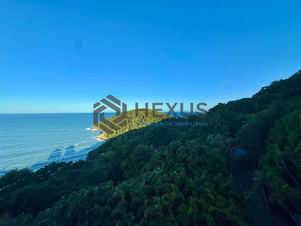 Foto 35 de Apartamento reformado com varanda vista mar e lazer na beira mar no Morro Sorocotuba na Enseada, Guarujá
