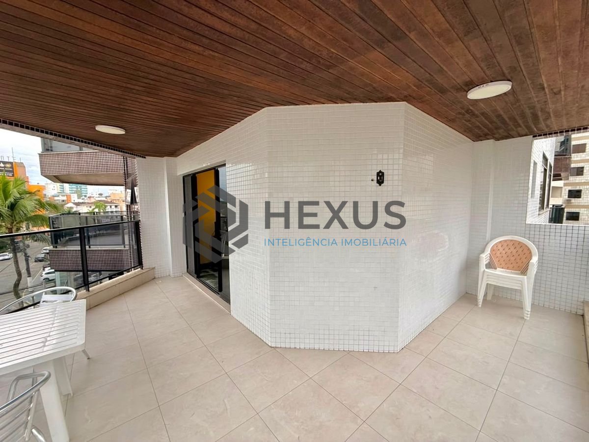 Foto 3 de Apartamento com varanda e lazer a 250m da praia na região do Galhetas no Jardim Astúrias, Guarujá
