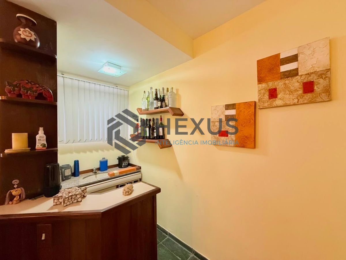 Foto 9 de Apartamento com varanda e lazer a 250m da praia na região do Galhetas no Jardim Astúrias, Guarujá