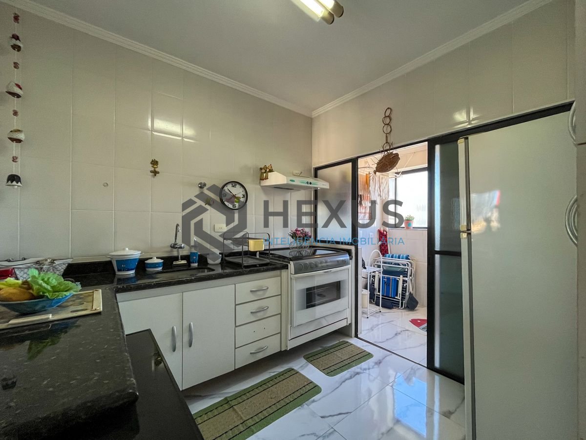 Foto 25 de Apartamento com varanda e lazer na região do Tortugas na Enseada, Guarujá