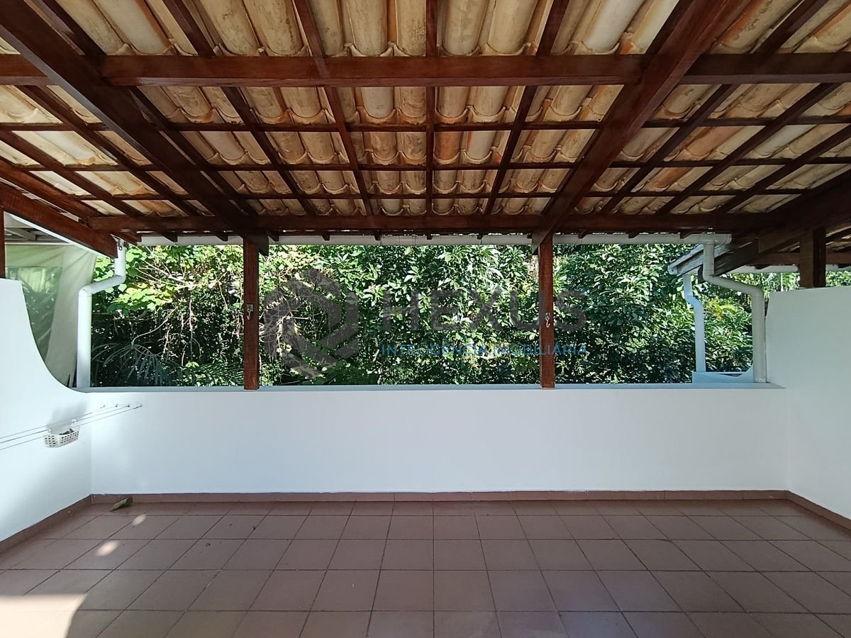 Foto 27 de Apartamento reformado frente mar com varanda e lazer na região do Tortugas na Enseada, Guarujá