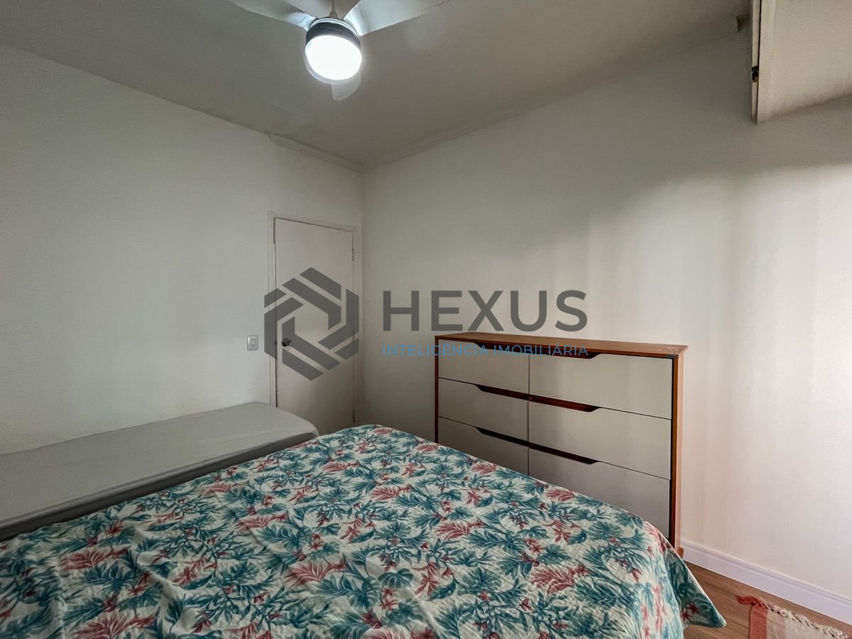Foto 11 de Apartamento com varanda e lazer a 1 quadra da praia na região da Barra Funda nas Pitangueiras, Guarujá