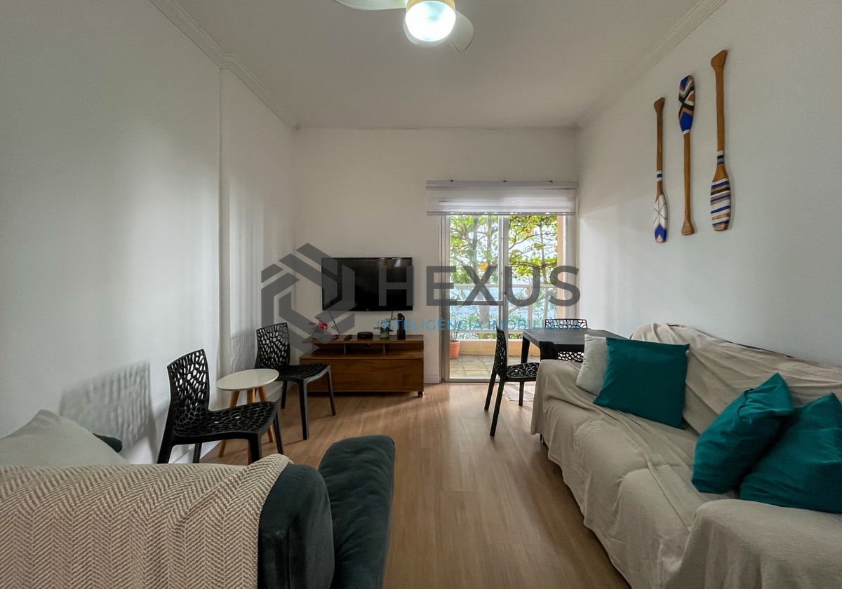 Foto 3 de Apartamento com varanda e lazer a 1 quadra da praia na região da Barra Funda nas Pitangueiras, Guarujá