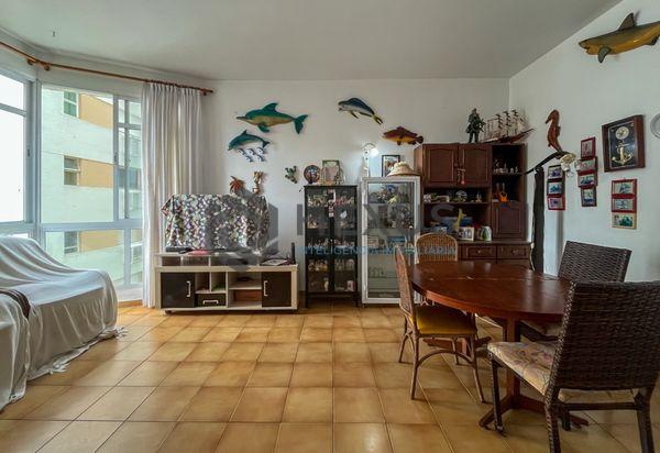 Apartamento à Venda em Pitangueiras — foto 1