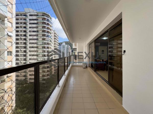 Apartamento à Venda em Pitangueiras — foto 8