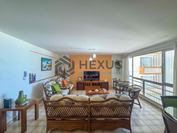Apartamento à Venda em Pitangueiras — foto 2