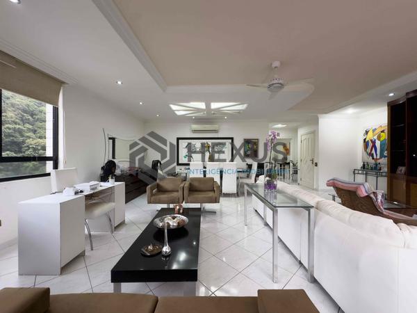 Apartamento à Venda em Pitangueiras — foto 1