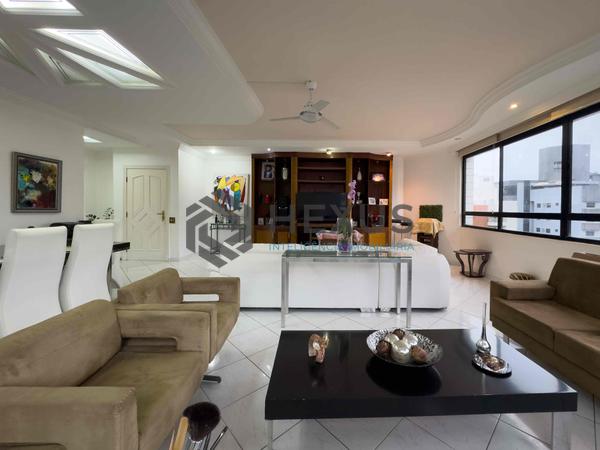 Apartamento à Venda em Pitangueiras — foto 2