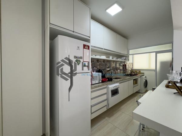 Apartamento à Venda em Pitangueiras — foto 12