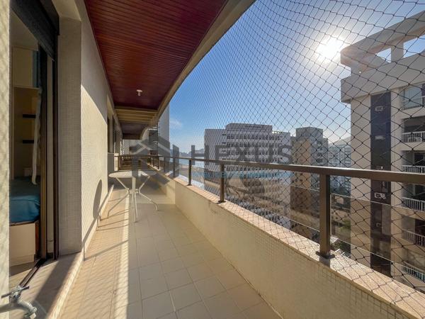 Apartamento à Venda em Pitangueiras — foto 1
