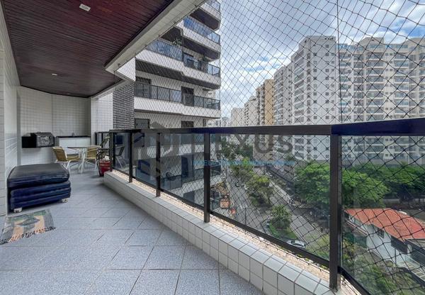 Apartamento à Venda em Pitangueiras — foto 1