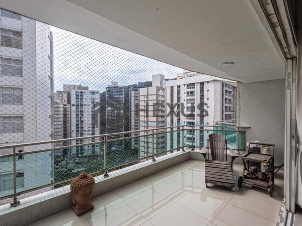 Apartamento à Venda em Pitangueiras — foto 1