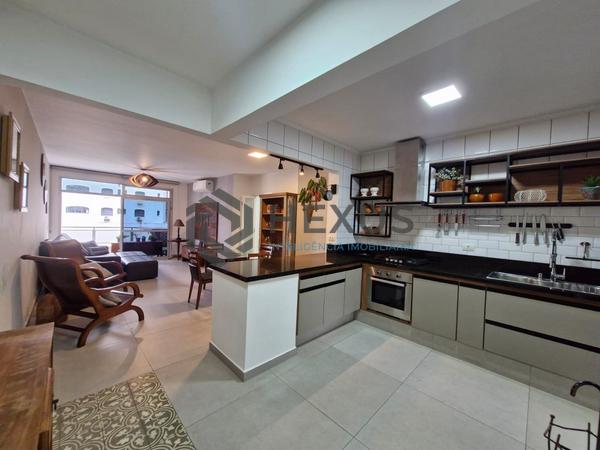 Apartamento à Venda em Pitangueiras — foto 2