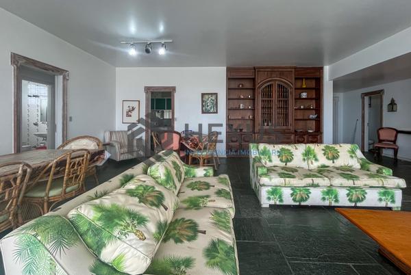 Apartamento à Venda em Pitangueiras — foto 12
