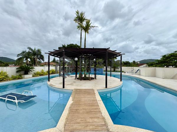 Apartamento à Venda em Enseada — foto 1