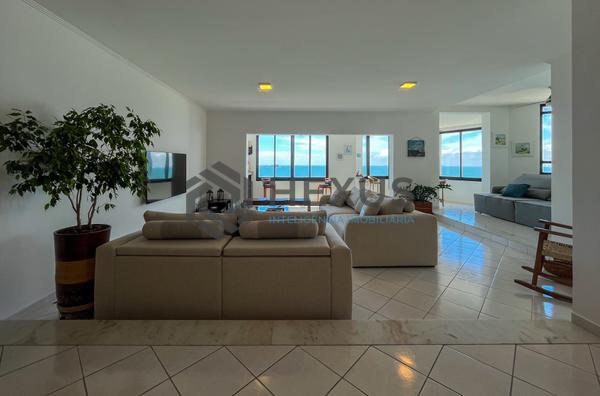 Apartamento à Venda em Pitangueiras — foto 1